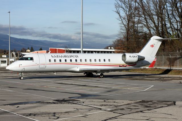 Canadair Regional Jet CRJ-200 (4L-GAA) - 23/01/2018