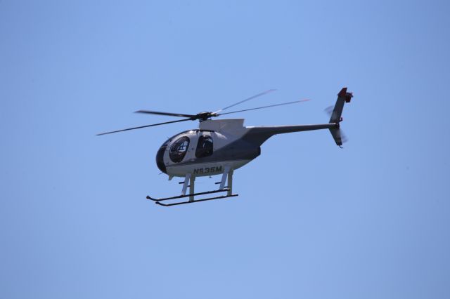 MD Helicopters MD 500 (N935M)