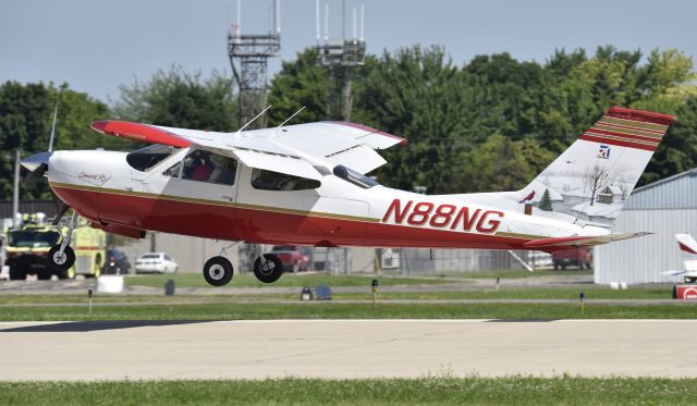 Cessna 177RG Cardinal RG (N88NG) - Airventure 2017