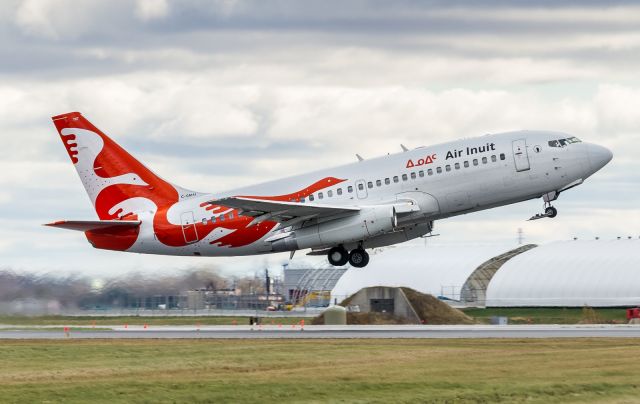 Boeing 737-200 (C-GMAI) - 737-Jurassic climbs off 24L at Montreal