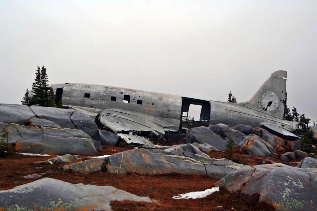 CURTISS Commando (C-GYHT) - Miss Piggy crashed just short of the runway