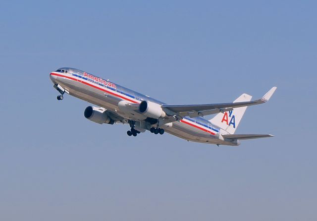 BOEING 767-300 (N357AA) - a rel=nofollow href=http://flightaware.com/live/flight/N357AA/history/20150201/1830Z/KLAX/KDFWhttp://flightaware.com/live/flight/N357AA/history/20150201/1830Z/KLAX/KDFW/a