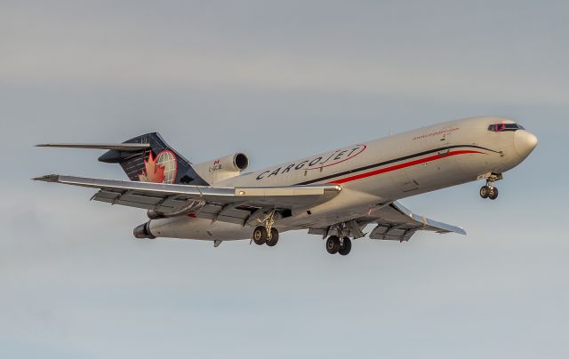 BOEING 727-200 (C-GCJB) - This CargoJet 727 subbing for the Cubana Tupolev. Fantastic to see 727s!!