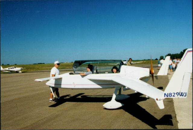 N829WJ — - 1992