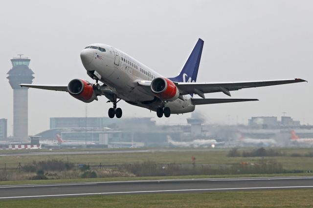 BOEING 737-600 (LN-RRO) - SK2548 departing to Stockholm