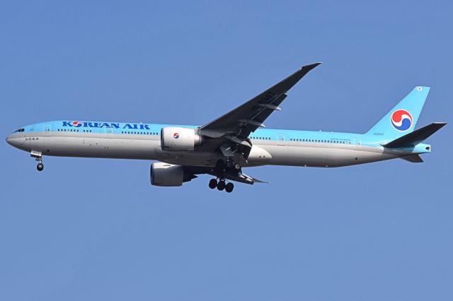 BOEING 777-300ER (HL8347)