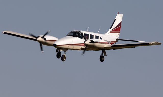 Piper Seneca (C-GKPV)