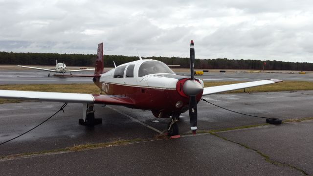 Mooney M-20 (N7017V)