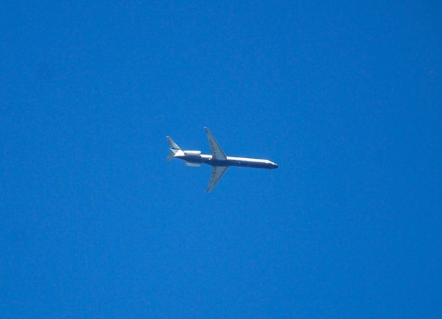 McDonnell Douglas MD-82 (XA-UTX)