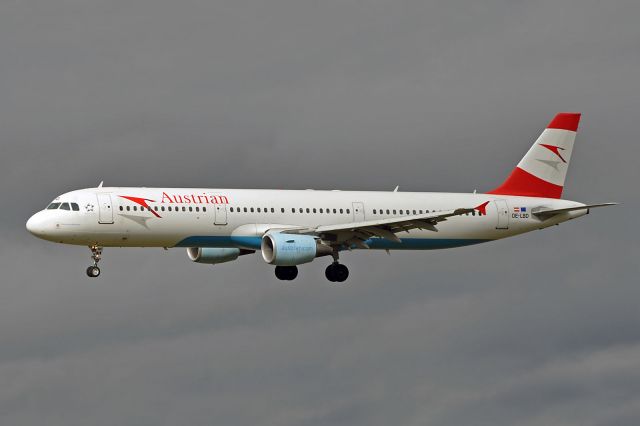 Airbus A321 (OE-LBD)