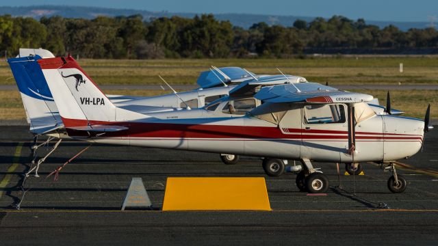 Cessna Commuter (VH-LPA)