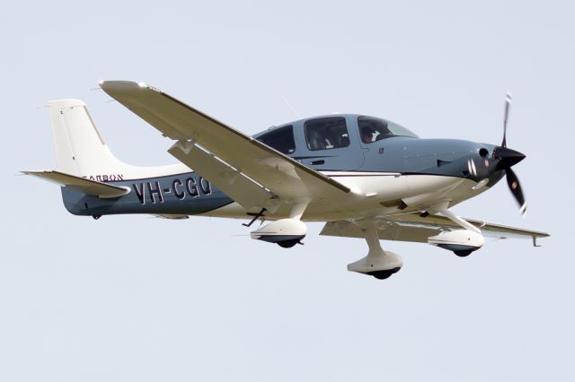 Cirrus SR-22 (VH-CGQ) - On arrival from Port Macquarie (PQQ)