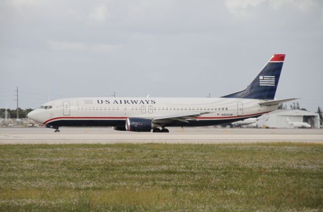 BOEING 737-400 (N450UW)