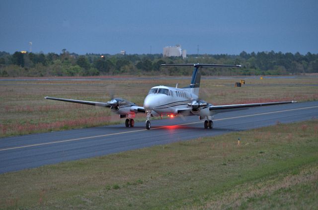 Beechcraft Super King Air 200 (N1850X) - Departures taxi runway 7 last day Masters 2018