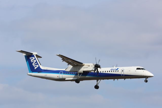 de Havilland Dash 8-400 (JA852A)