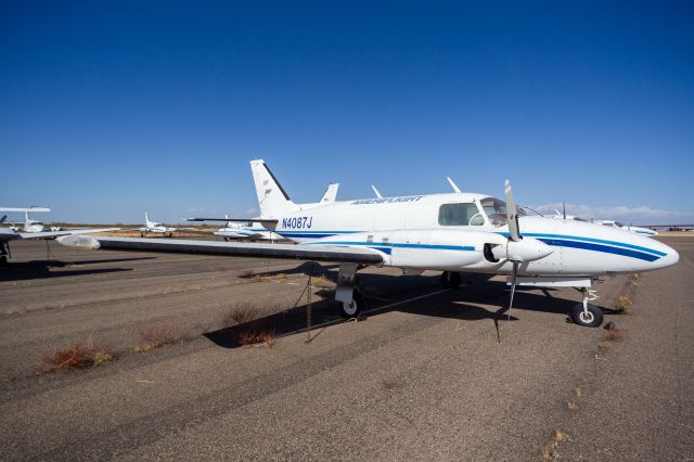 Piper Navajo (N4087J) - Spotted at KBXK on November 09 2020