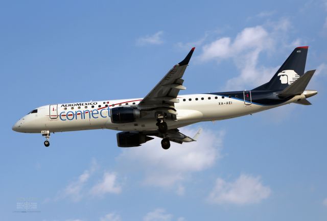 Embraer ERJ-190 (XA-AEI) - AeroMexico Connect / Embraer ERJ-190AR - MSN 146 / XA-AEI  / MMMX 04/2019