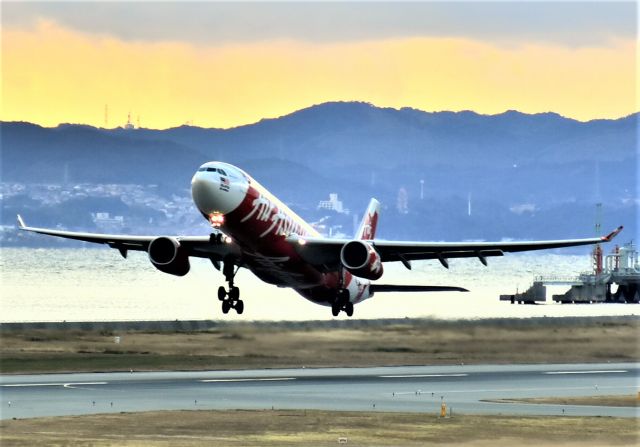 Airbus A330-300 (9M-XXS)