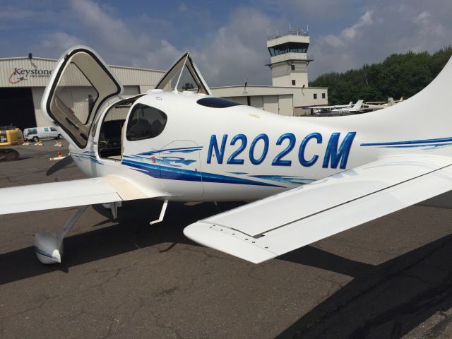 Cirrus SR-22 (N202CM) - I was embarking on my very first discovery flight.  This was right after the flight from KBDR-KOXC.  I flew for the first time in my life on this leg!  :)