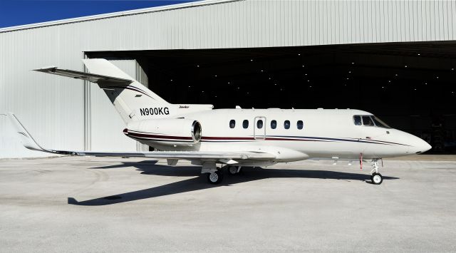 Hawker 800 (N900KG)