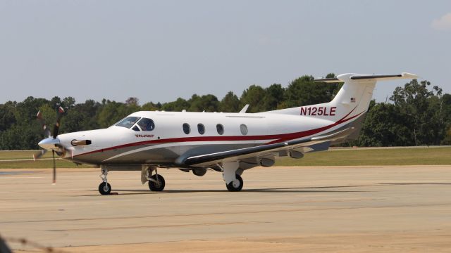 Pilatus PC-12 (N125LE)