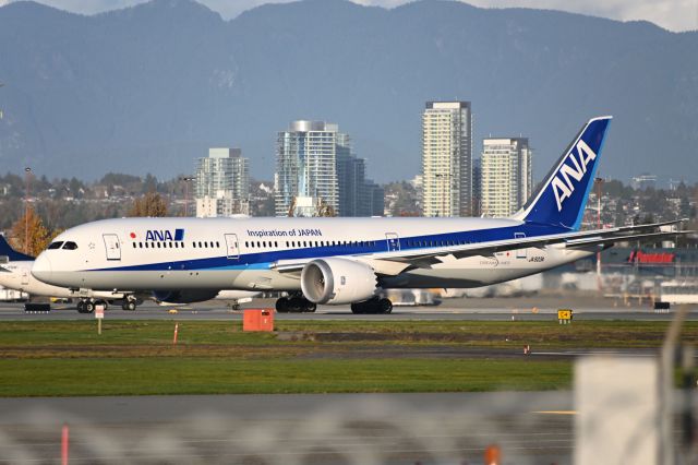 Boeing 787-9 Dreamliner (JA823A)