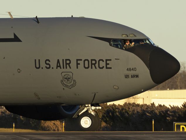 Boeing 707-100 (61-4840) - EDDIE91, a KC-135R/T from the 121st ARW, Rickenbacker ANG Base, arriving at TOL just before an autumn sunset on 8 Nov 2022.