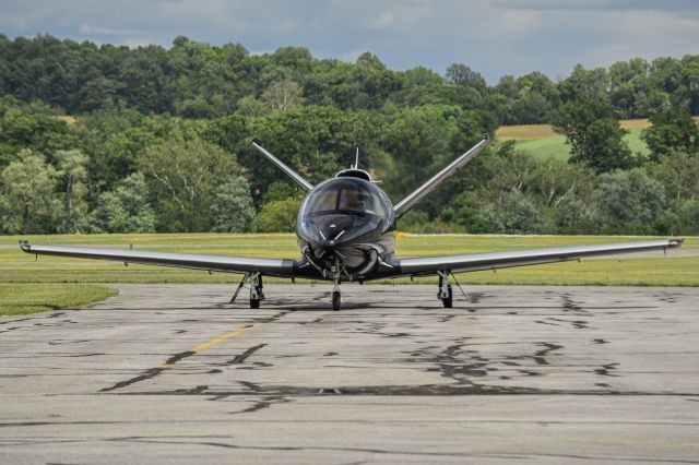 Cirrus Vision SF50 (N575SM)