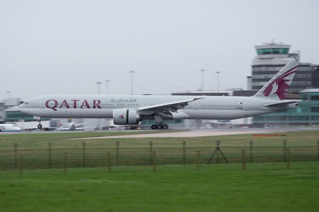 BOEING 777-300ER (A7-BED) - QTR45 arriving from the warmth of Qatar.