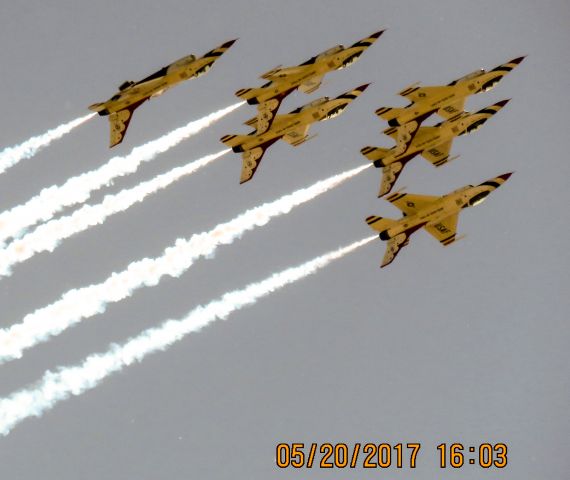 Lockheed F-16 Fighting Falcon (92-3898)