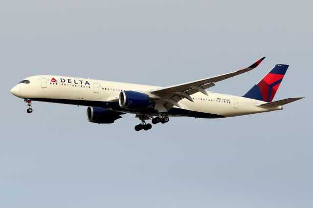 Airbus A350-900 (N514DN) - DL 201 from Johannesburg en route to Atlanta arriving in Boston for a crew swap. 11/28