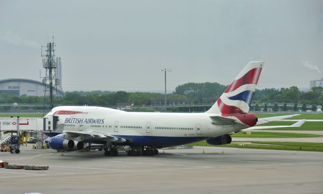 Boeing 747-400 (G-CIVA) - British Airways Boeing 747-436 G-CIVA in London Heathrow 