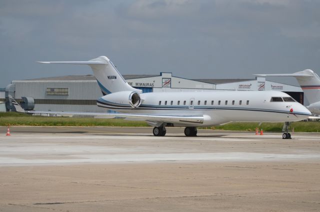 Bombardier Global Express (N568M)