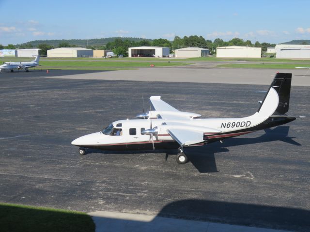 Rockwell Turbo Commander 690 (N690DD)