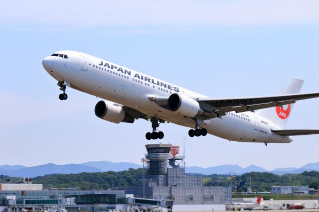 BOEING 767-300 (JA8397) - July.11.2015 HAKODATE JAPAN