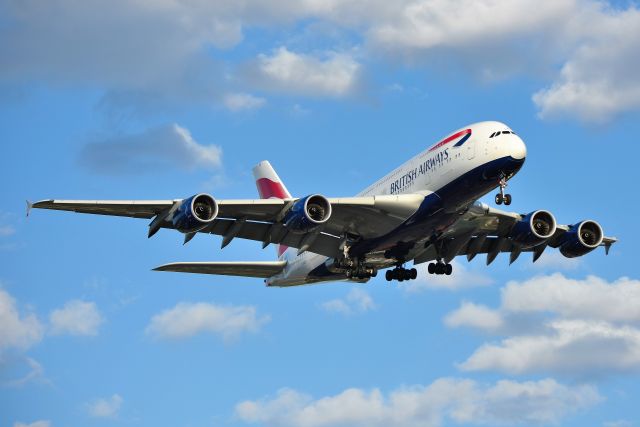 Airbus A380-800 (G-XLEF) - 28-C 06-11-19