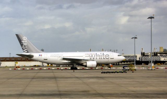 Airbus A310 (CS-TKI) - White A310 CS-TKI: Too Many Owners!!!