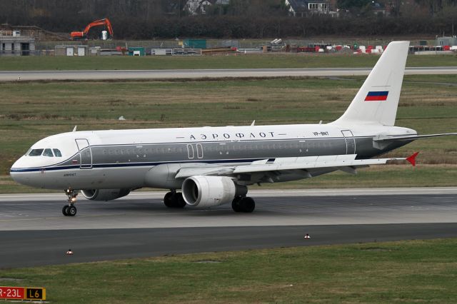 Airbus A320 (VP-BNT)