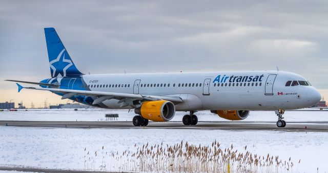 Airbus A321 (C-GTXY) - Some ex-Condor birds in the Air Transat fleet this winter, some even carry their German regs. A foreshadow of the 321neo’s to come!