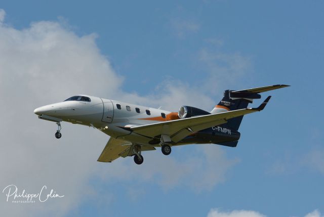 Embraer Phenom 300 (C-FMPN)
