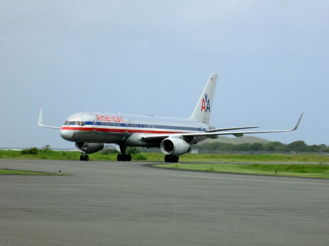 Boeing 757-200 (N621AM)