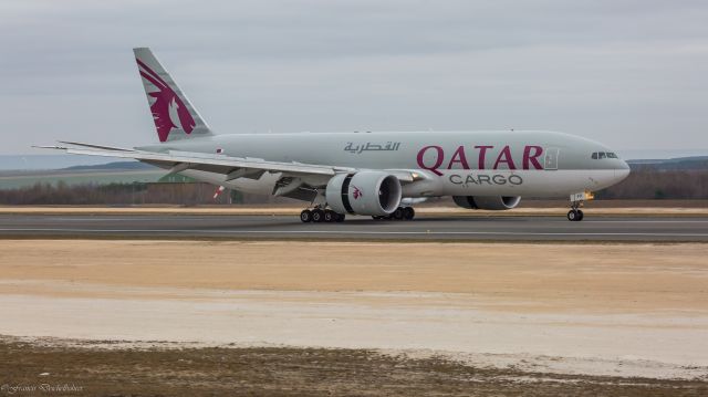 Boeing 777-200 (A7-BFK)