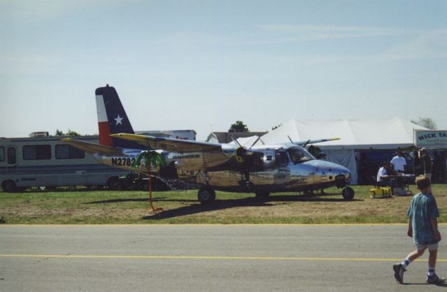 Aero Commander 500 (N27825)