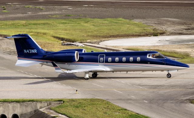 Learjet 60 (N43NR)