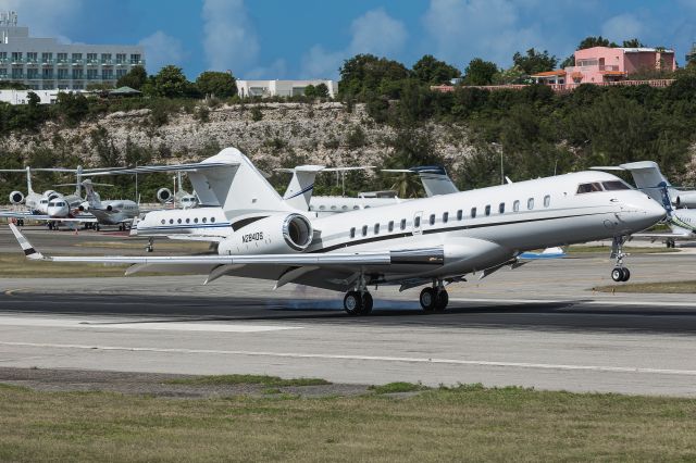 Bombardier Global Express (N284DS)