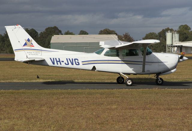 Cessna Cutlass RG (VH-JVG)