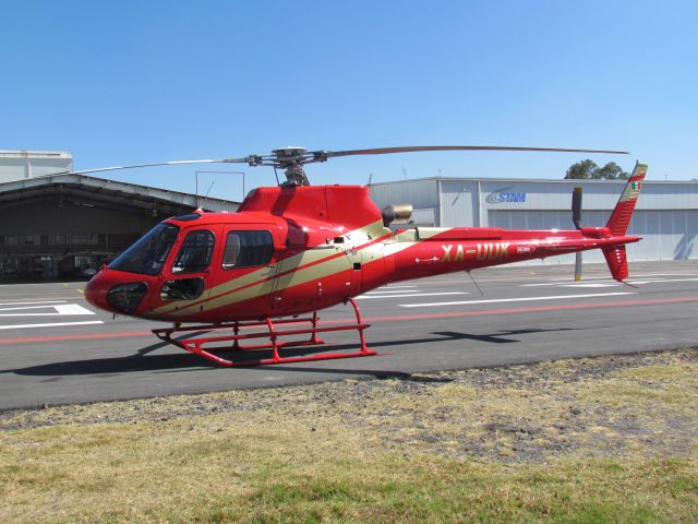 XA-UUK — - A Eurocopter AS350 in Mexico City´s airport.