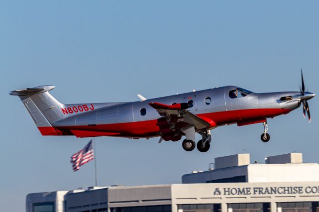 Pilatus PC-12 (N800BJ)