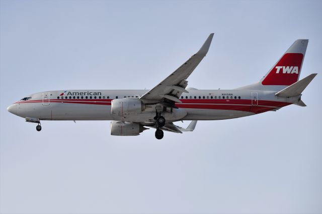 Boeing 737-800 (N915NN) - 23-R 02-06-21