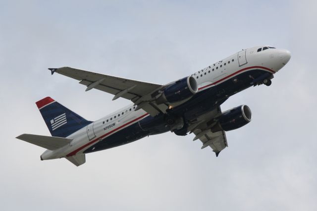 Airbus A319 (N705UW) - US Air Flight 1860 (N705UW) departs Sarasota-Bradenton International Airport enroute to Charlotte-Douglas International Airport